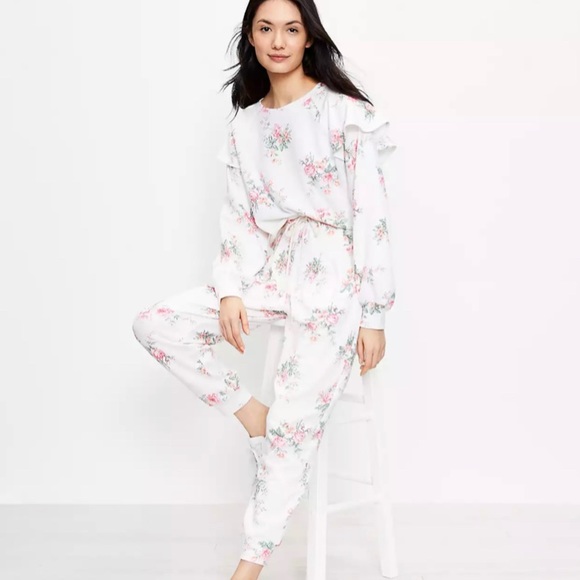 LOFT Pants - Cottage Core Floral Joggers